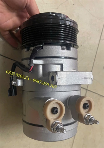 1 LỐC FORD TRANSIT 2020 JMC