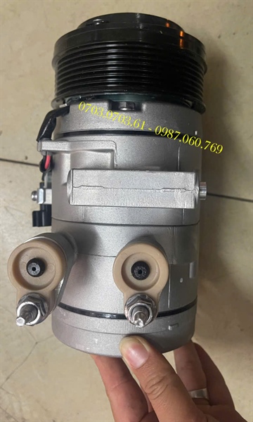 1 LỐC FORD TRANSIT 2020 JMC