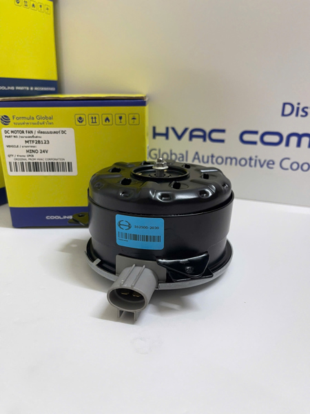 1 MOTOR QUẠT DÀN NÓNG HINO 24V 3701