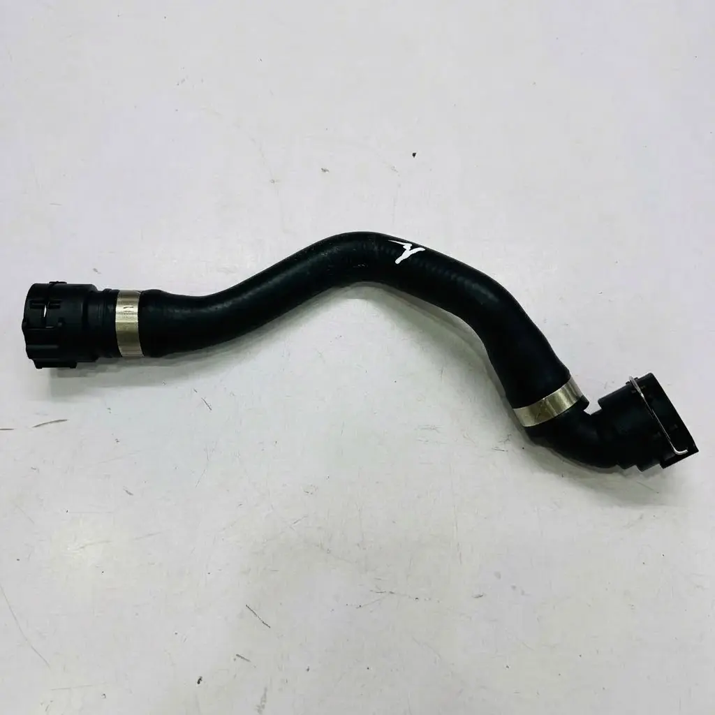 Ống nước dàn ( dàn ) sưởi, cụm ống nước làm mát a4, S4 (b8), a5, S5 (8t) 2009-2016 8K0819334AJ